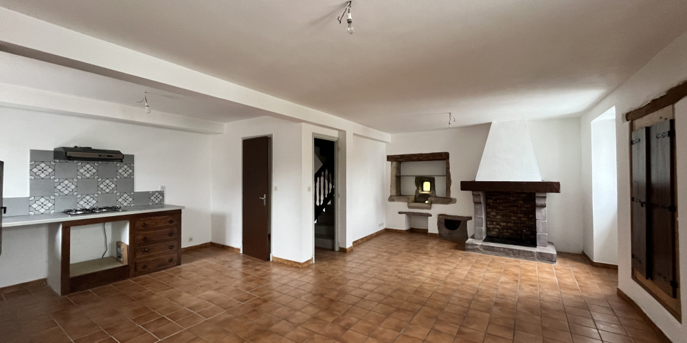 maison à ST ETIENNE DE BAIGORRY (64430)